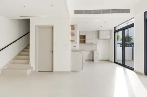 3 Bedrooms Townhouse in Bliss 2