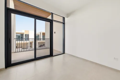 3 Bedrooms Townhouse in Bliss 2