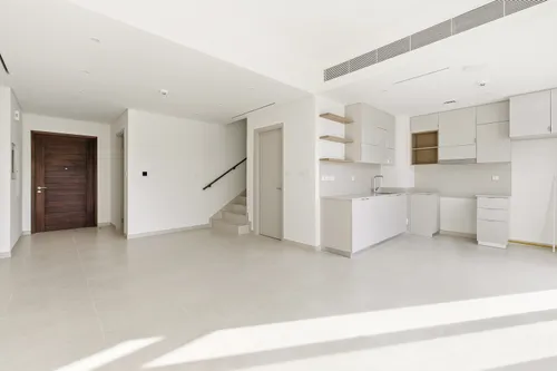 3 Bedrooms Townhouse in Bliss 2