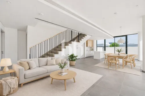 Exclusive | Pool View | Amazing location