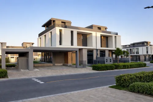 4 Bedrooms Villa in June