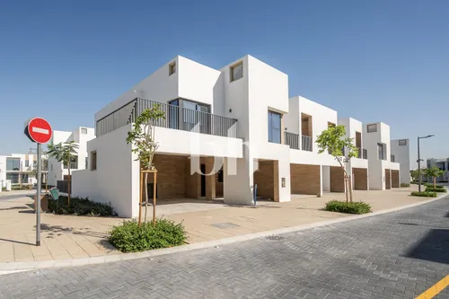 Corner Unit | Large Terrace | Park View