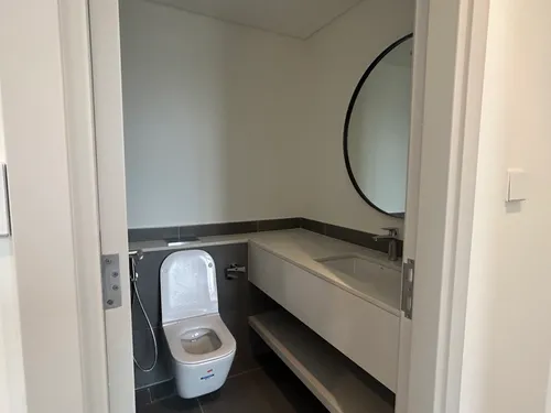 4 Bedrooms Townhouse in June