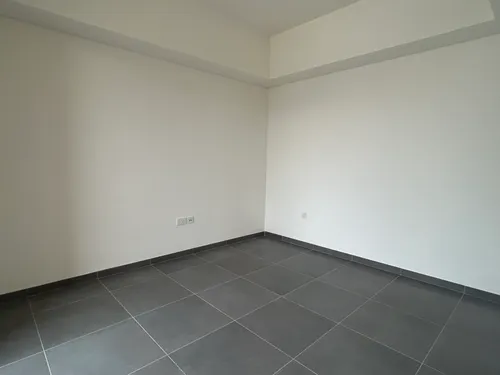 4 Bedrooms Townhouse in June