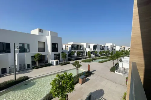 4 Bedrooms Townhouse in Bliss