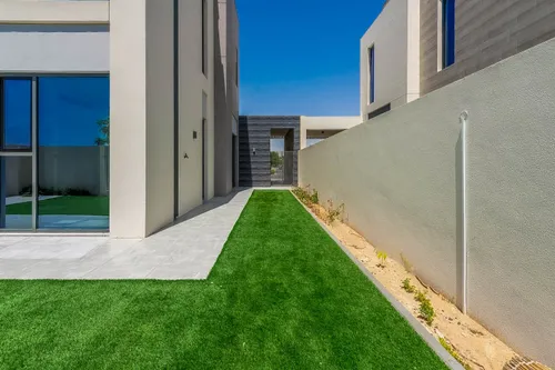 4 Bedrooms Villa in Joy