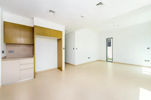 4 Bedrooms Villa in Joy