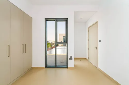 4 Bedrooms Villa in Joy