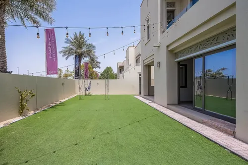 4 Bedrooms Villa in Joy