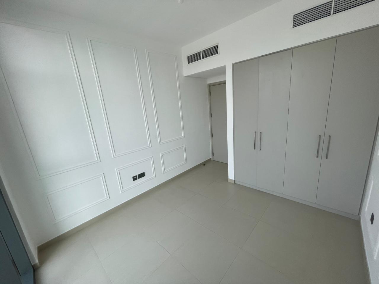 3 Bedrooms Villa in Spring