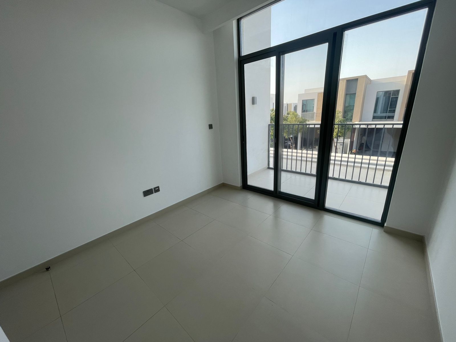 3 Bedrooms Villa in Spring