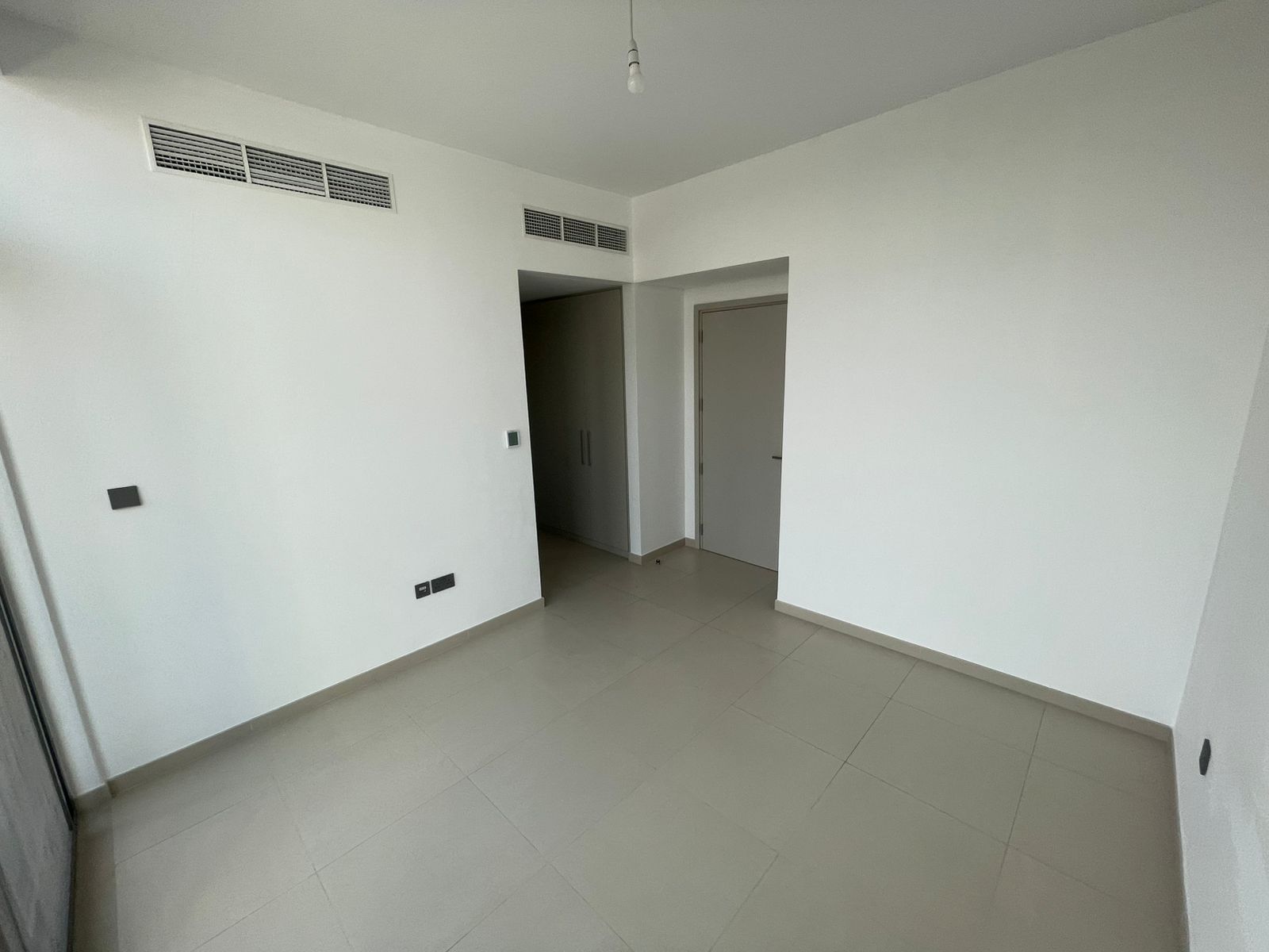 3 Bedrooms Villa in Spring