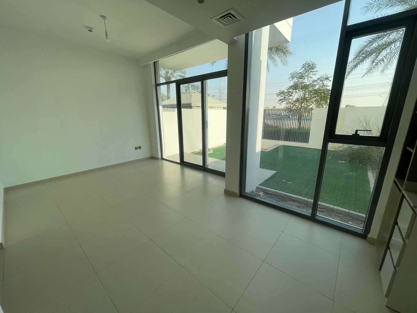 3 Bedrooms Villa in Spring