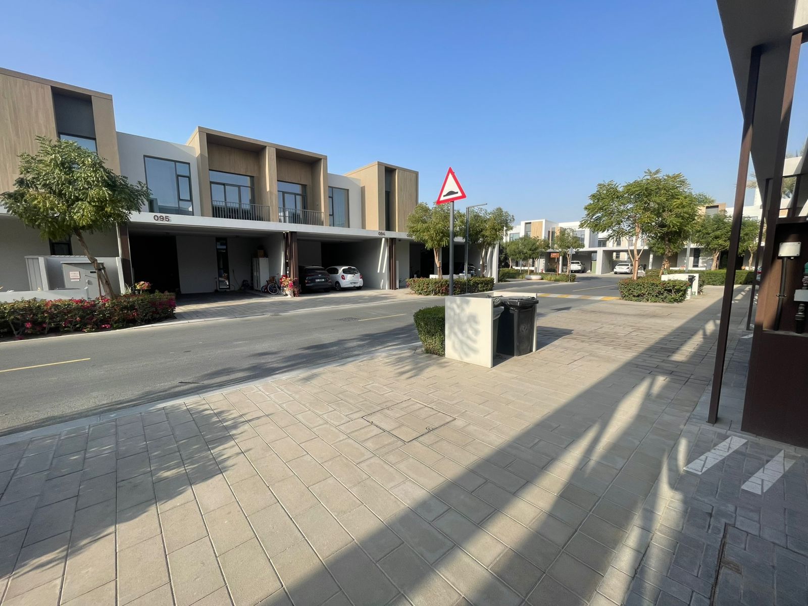 3 Bedrooms Villa in Spring