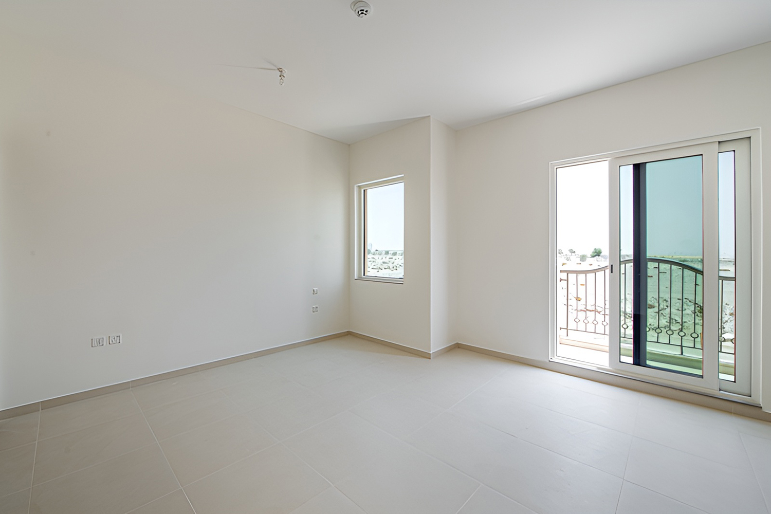 4 Bedrooms Townhouse in Marbella Village