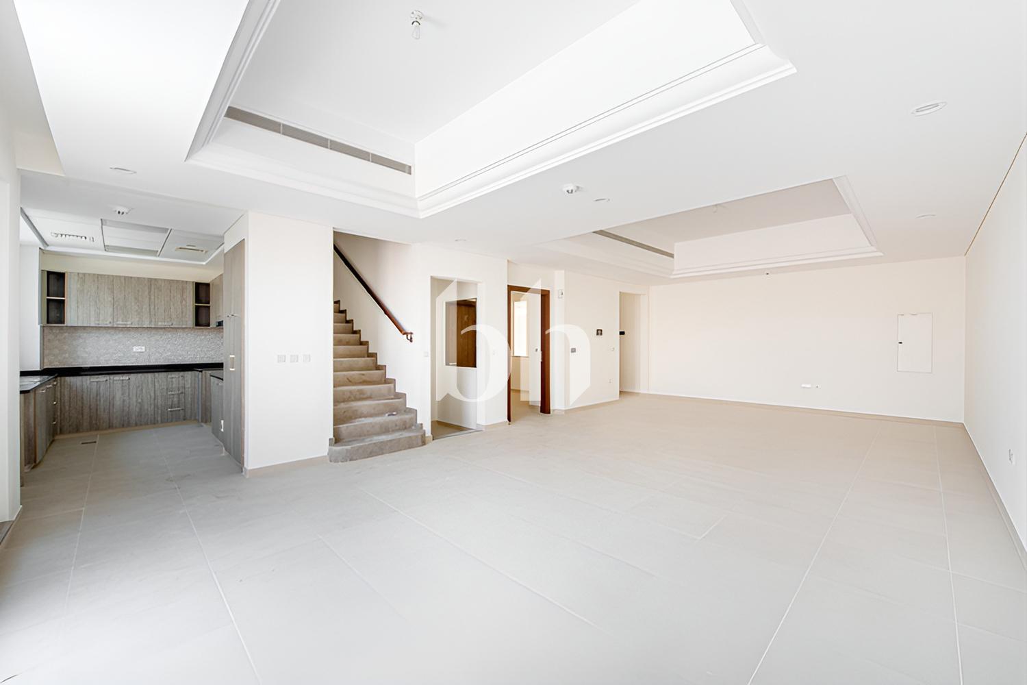 Corner Plot | Well Maintained | Modern Finishing