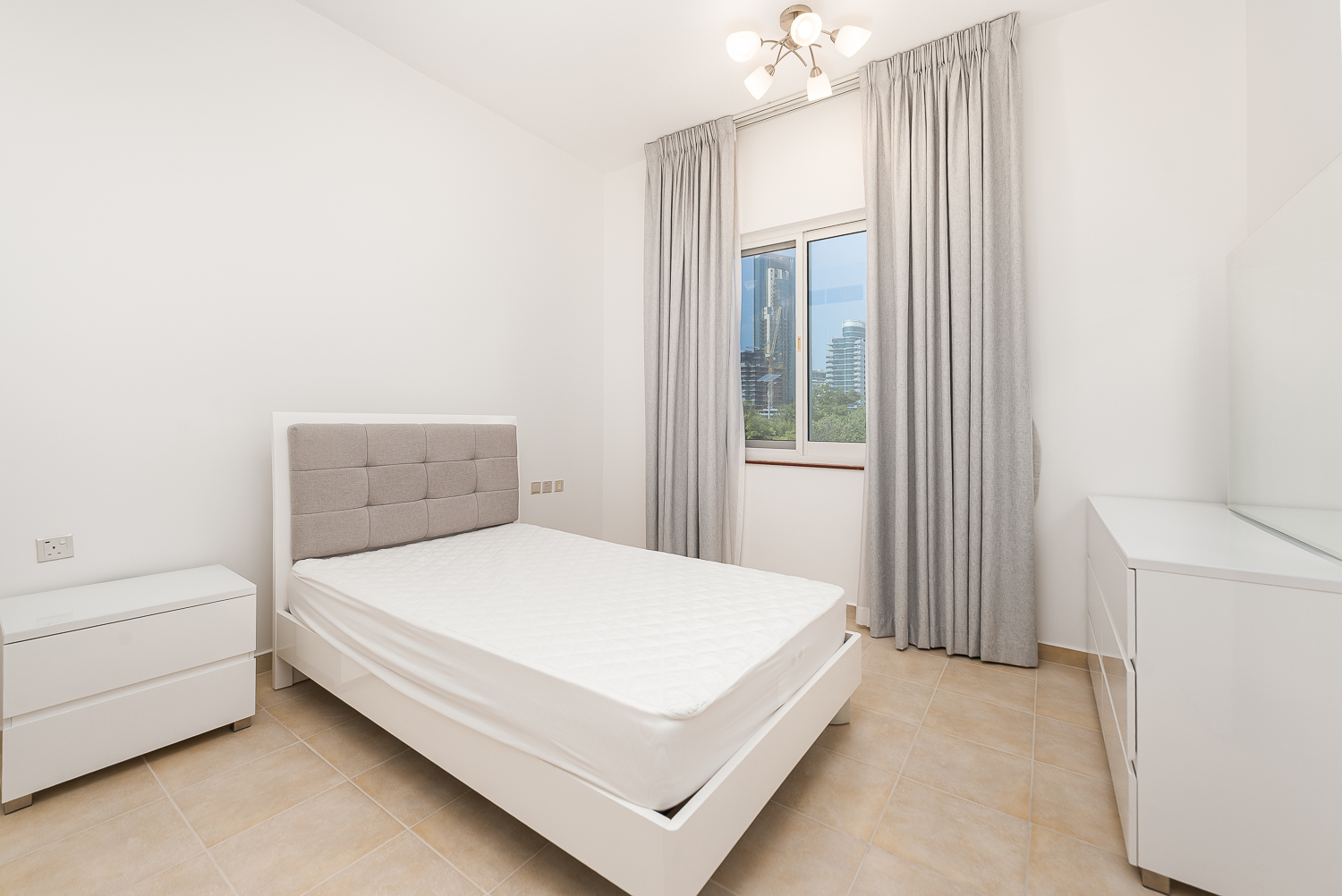 5 Bedrooms Villa in Calida