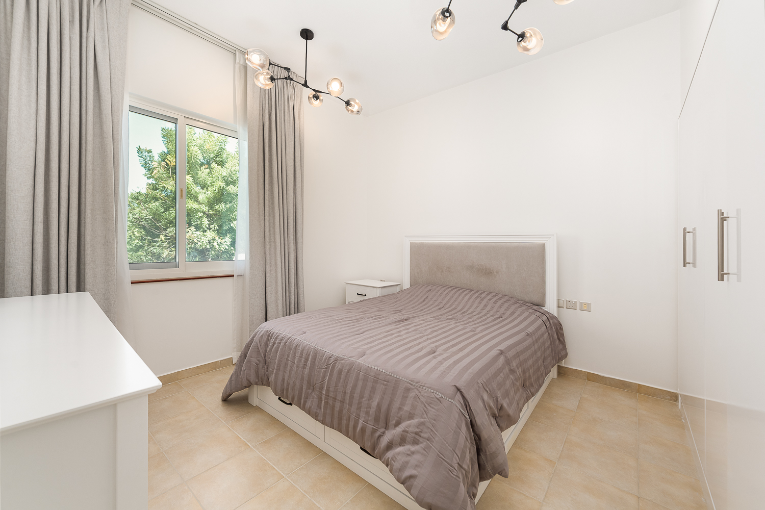 5 Bedrooms Villa in Calida