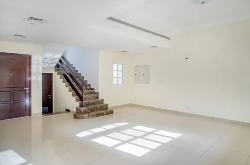 3 Bedrooms Townhouse in Gallery Villas