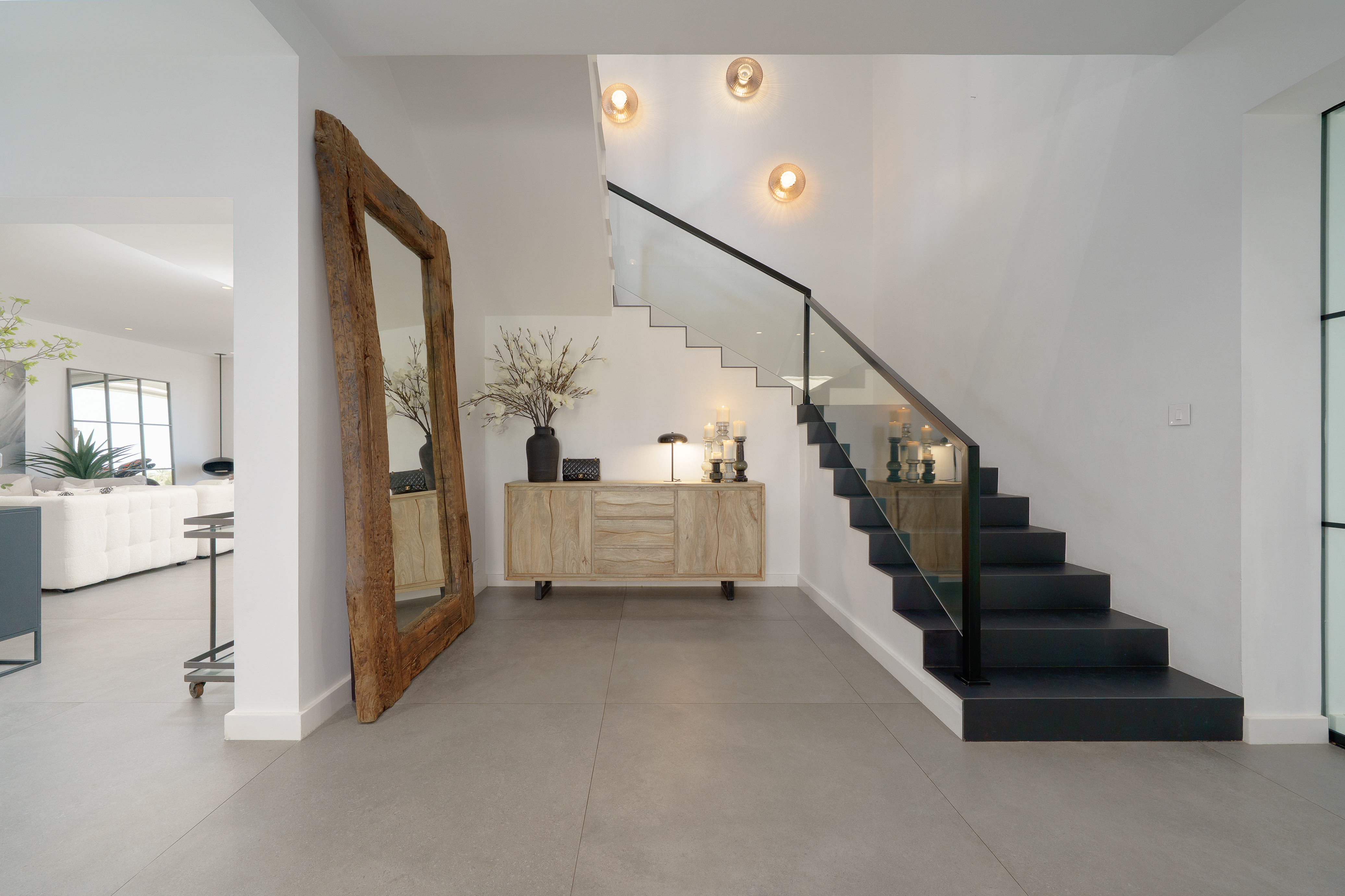 5 Bedrooms Villa in Estella