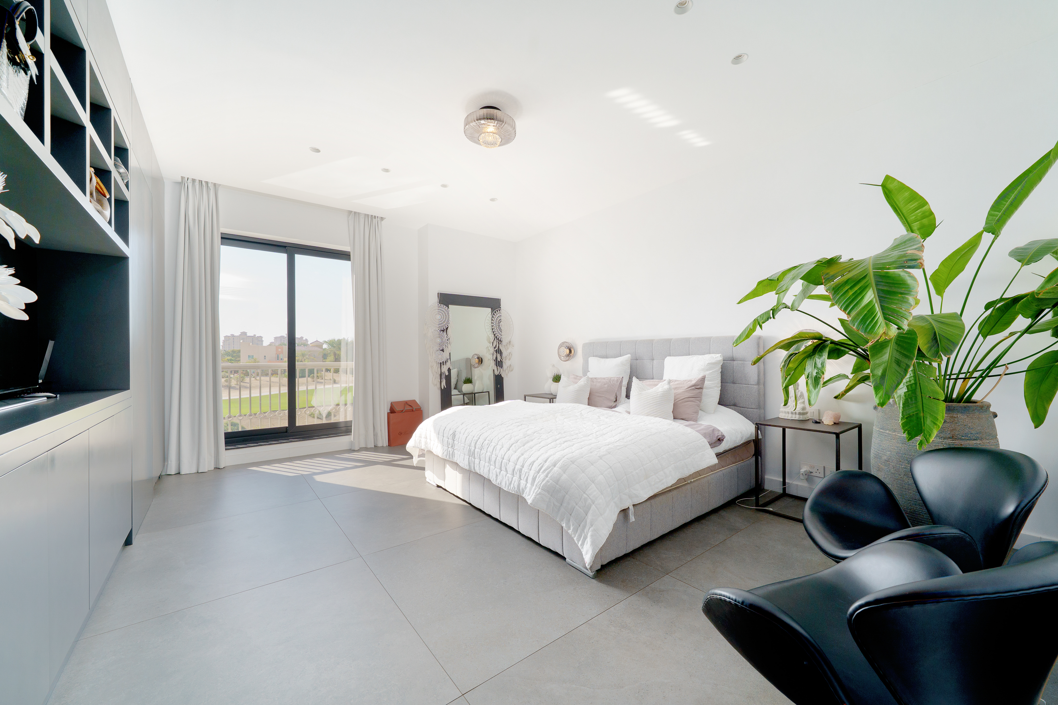 5 Bedrooms Villa in Estella