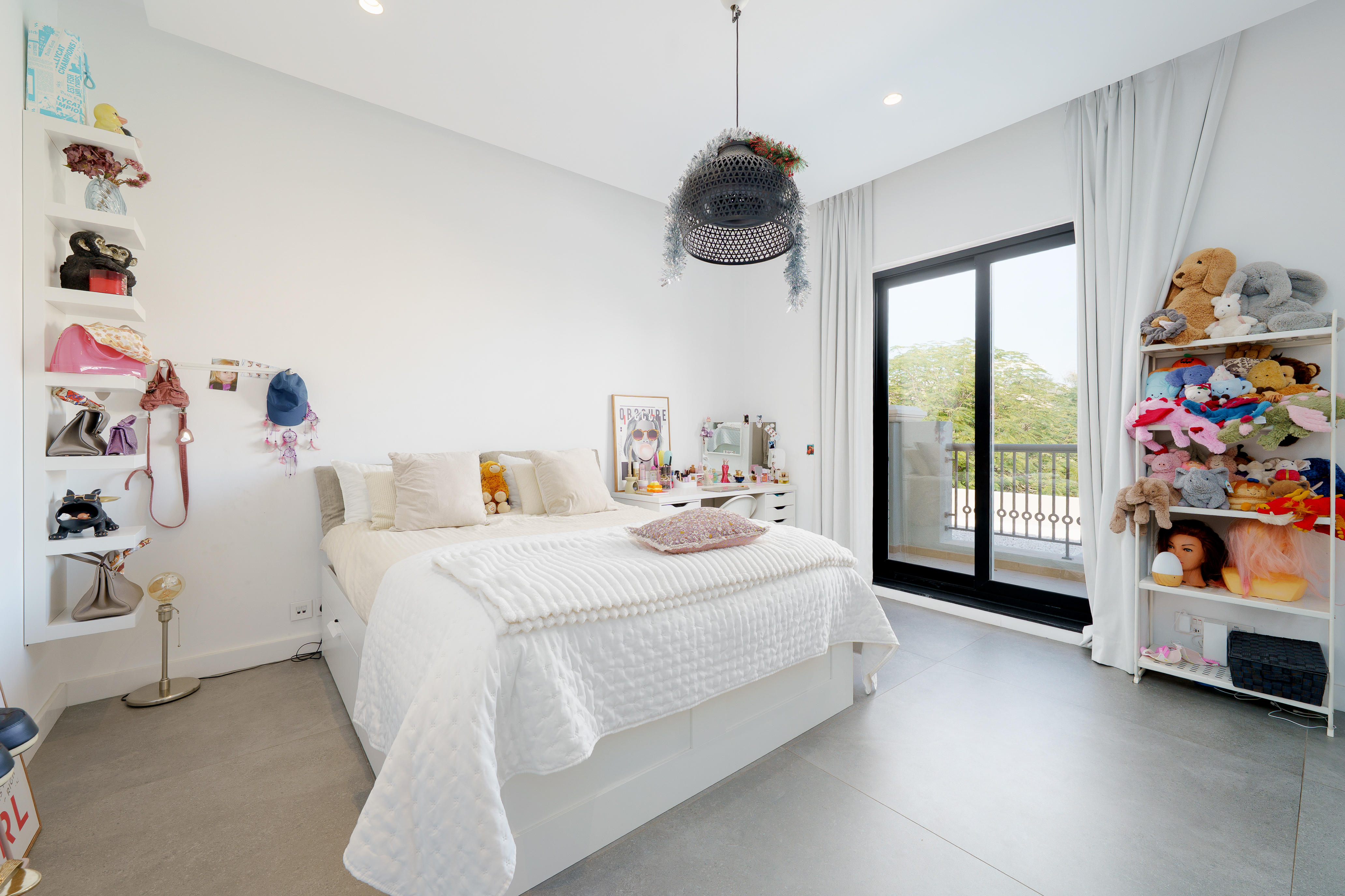 5 Bedrooms Villa in Estella