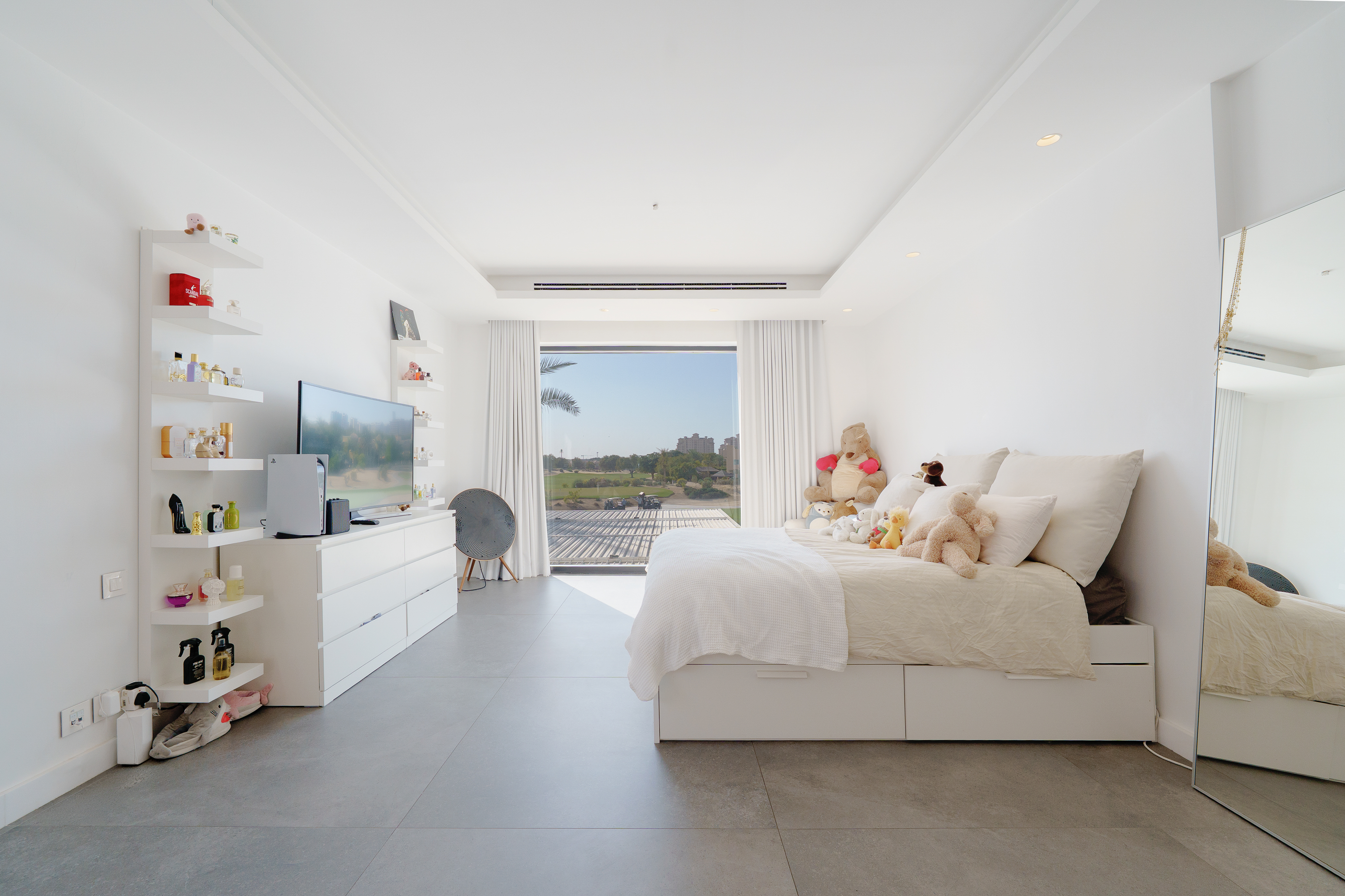 5 Bedrooms Villa in Estella