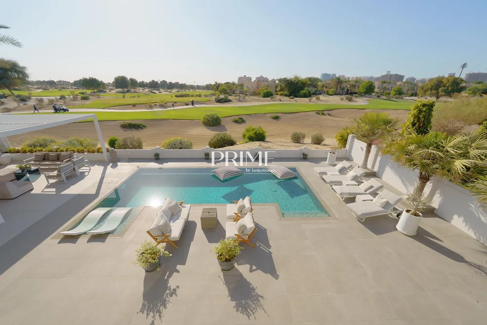 5 Bedrooms Villa in Estella