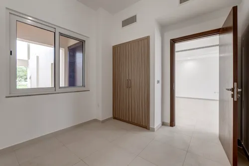 4 Bedrooms Townhouse in Marbella Village