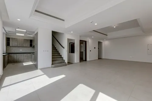 4 Bedrooms Townhouse in Marbella Village