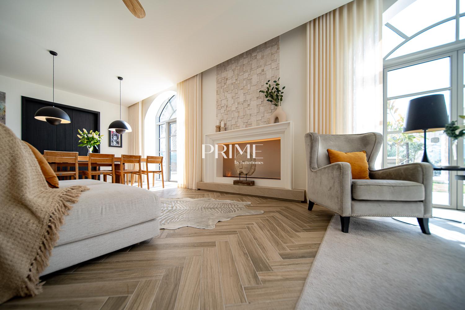 5 Bedrooms Villa in Oliva