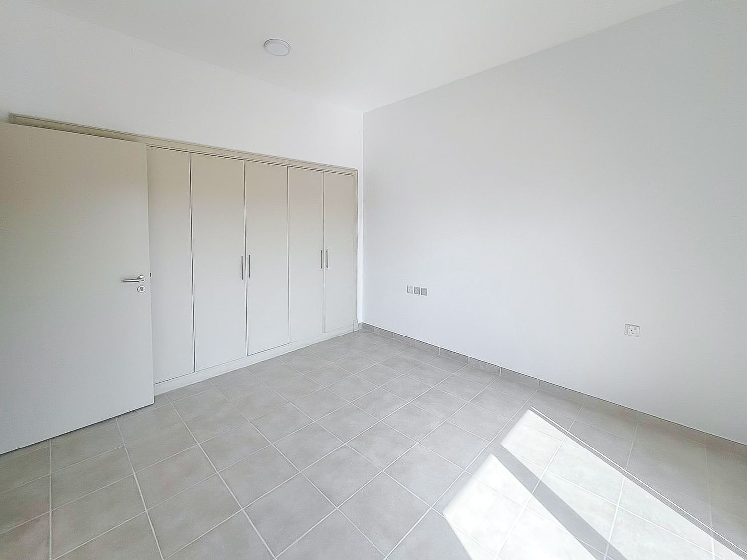 4 Bedrooms Townhouse in Oliva