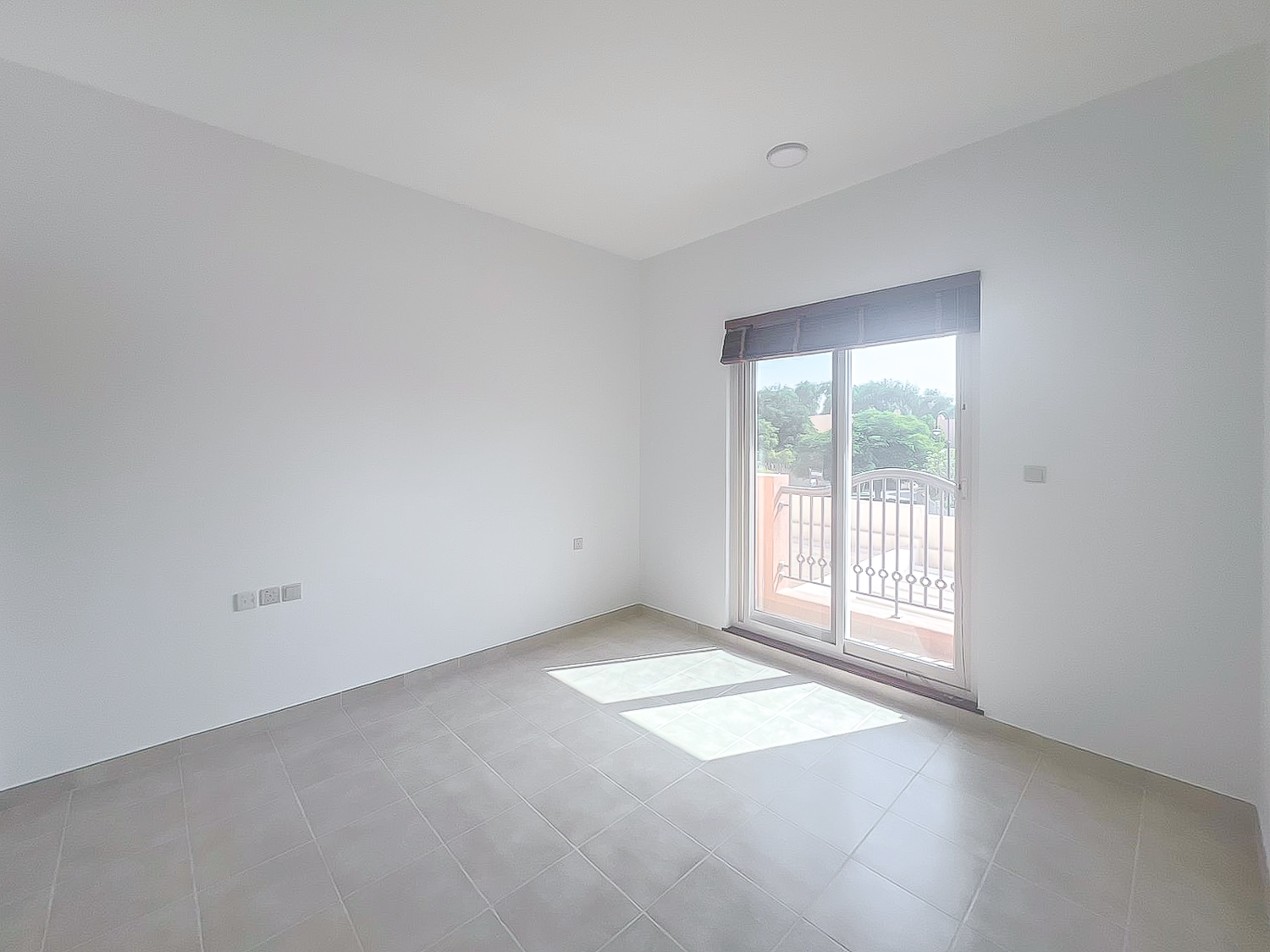 4 Bedrooms Townhouse in Oliva