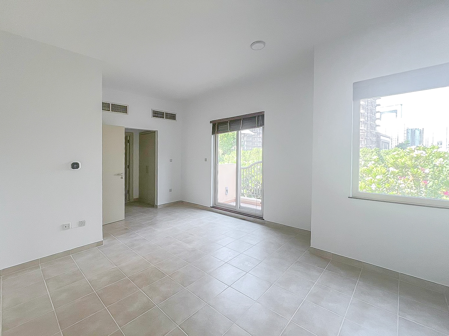 4 Bedrooms Townhouse in Oliva