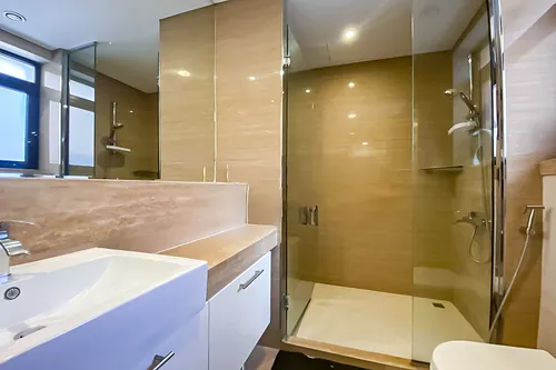 4 Bedrooms Townhouse in Bloomingdale Townhouses