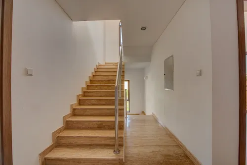 4 Bedrooms Townhouse in Bloomingdale Townhouses