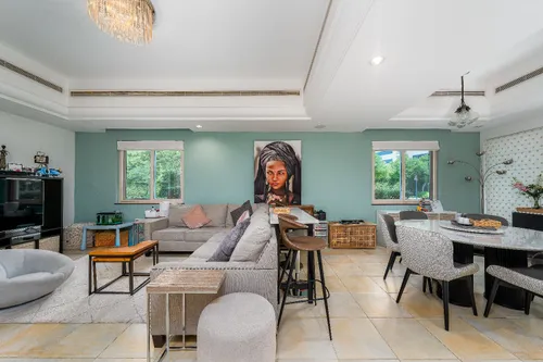 4 Bedrooms Townhouse in Oliva