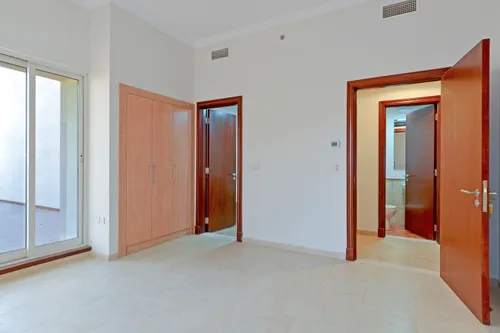 2 Bedrooms Apartment in Venetian