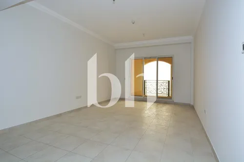 Exclusive| Canal Facing | Vacant | Huge Layout