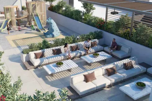  Apartment in Golf Vista Heights