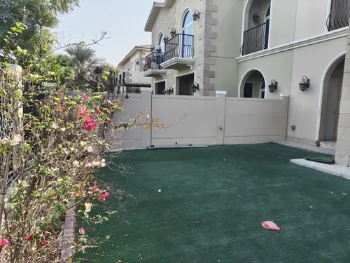 3 Bedrooms Townhouse in Casa Familia