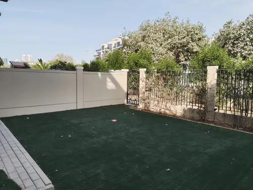 3 Bedrooms Townhouse in Casa Familia