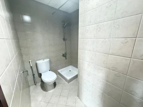 3 Bedrooms Apartment in Abbey Crescent 1