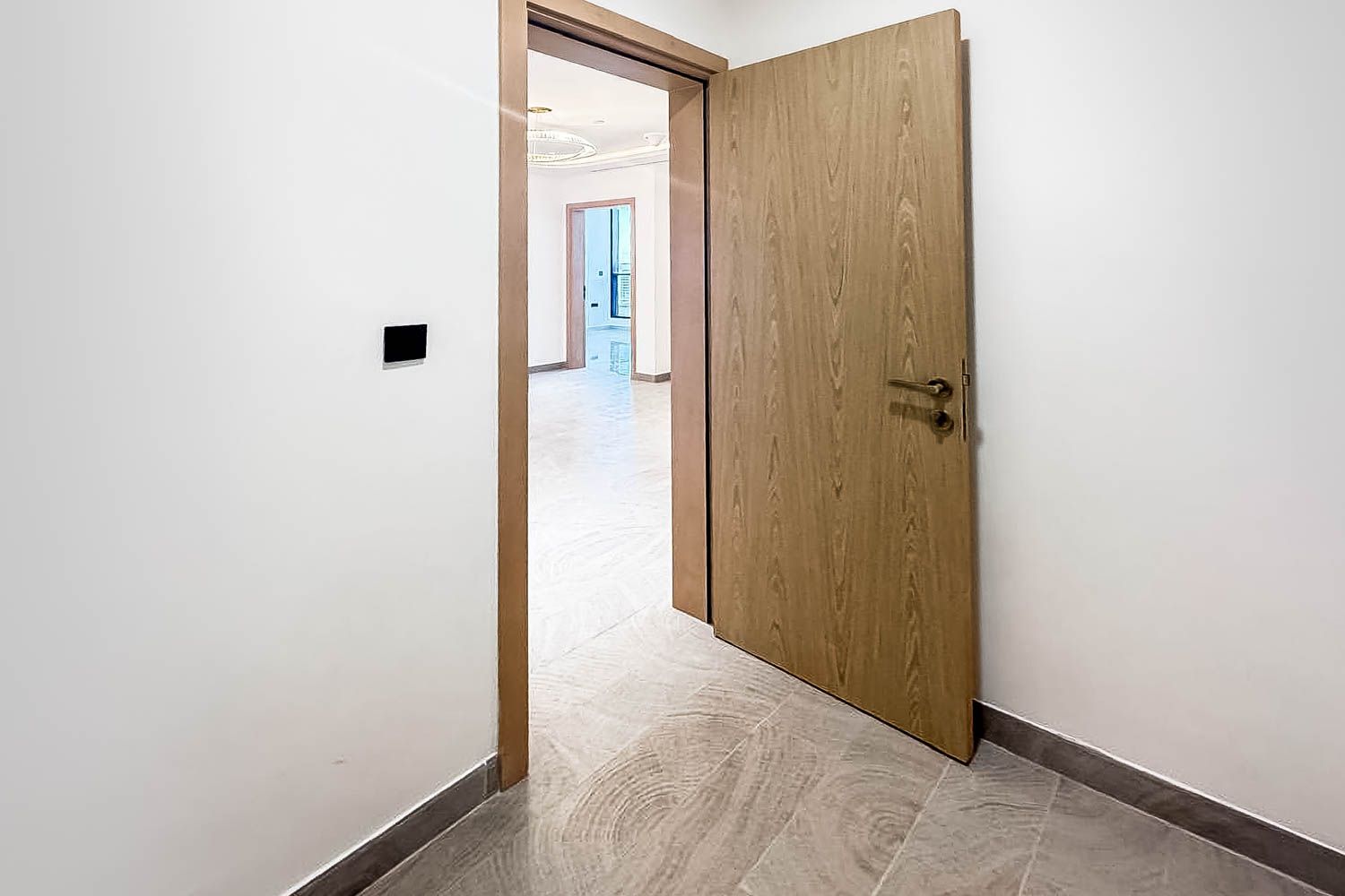 3 Bedrooms Apartment in AURA by Grovy