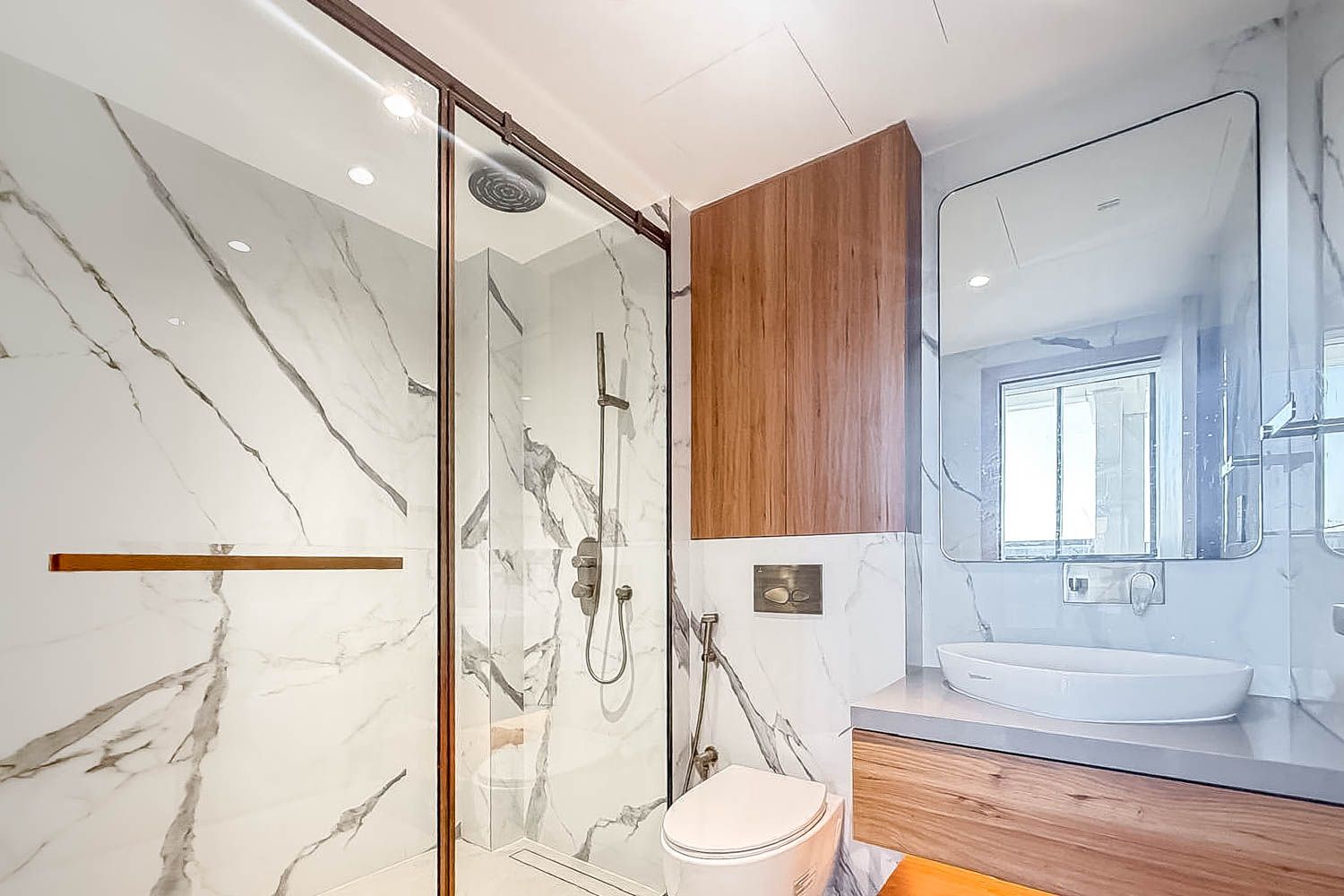 3 Bedrooms Apartment in AURA by Grovy