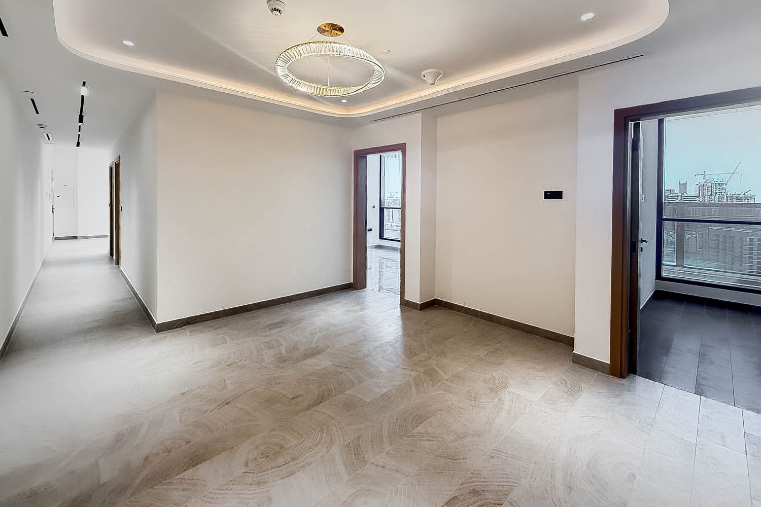 3 Bedrooms Apartment in AURA by Grovy