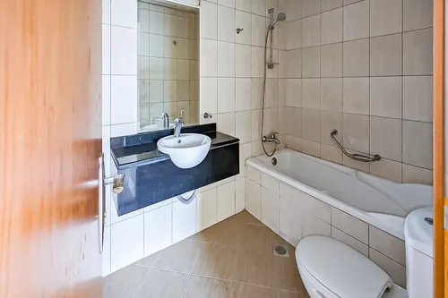 1 Bedroom Apartment in Lavender 1