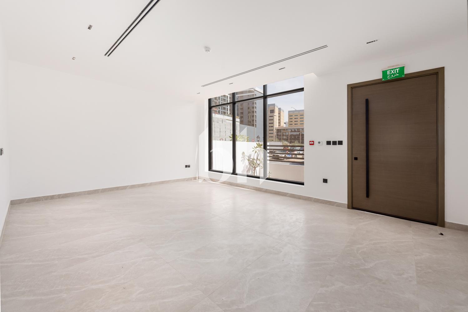 Brand New | Spacious | Amazing finishing