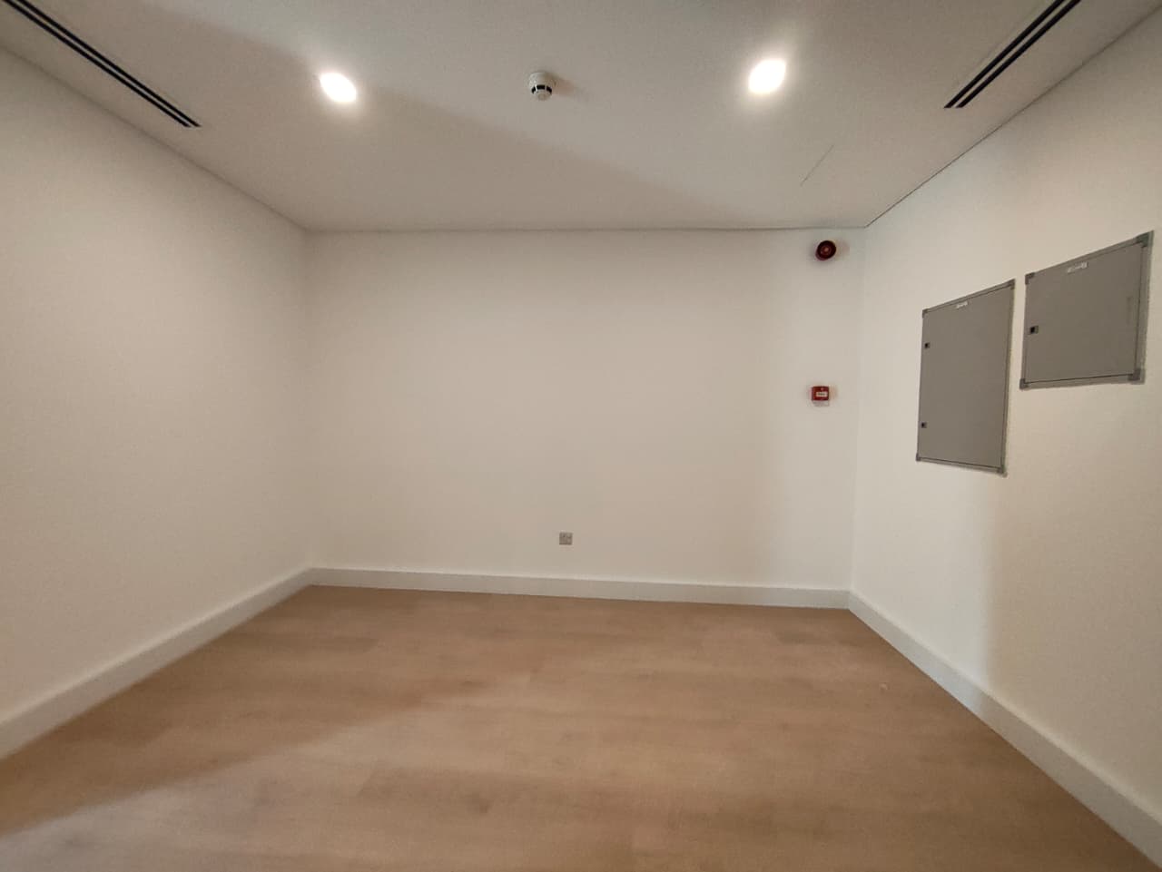 4 Bedrooms Townhouse in Penta Villas