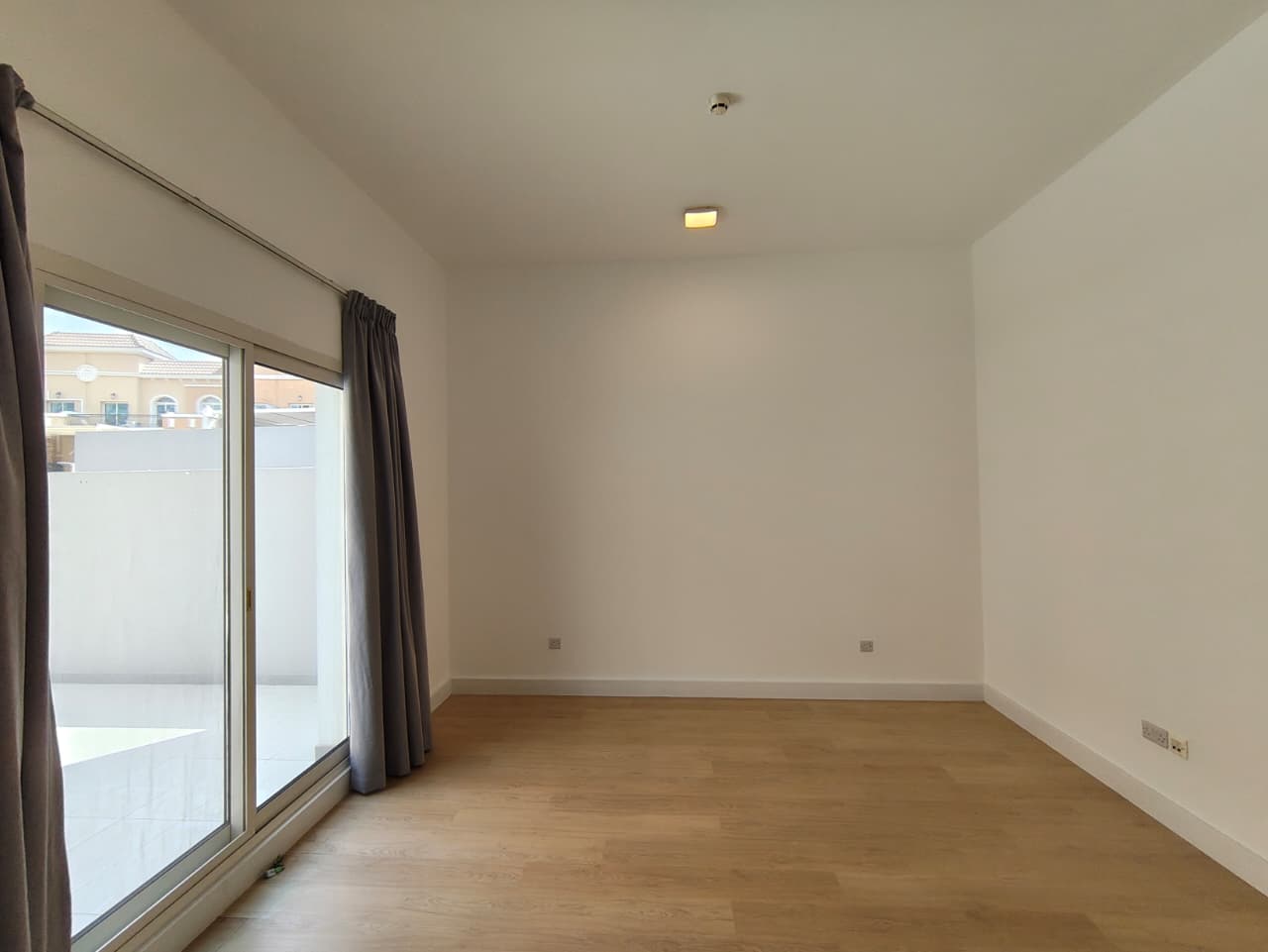 4 Bedrooms Townhouse in Penta Villas